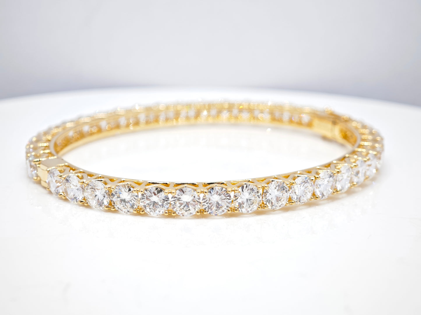 18K Yellow Gold Round White Diamond Tennis Bracelet 18.342ct