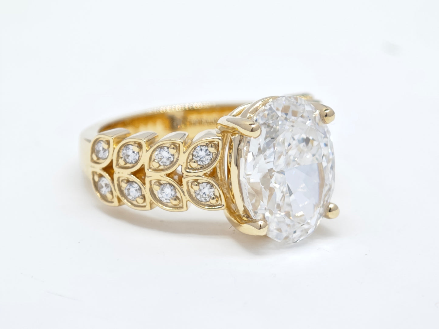 5.1ct D VS1 Oval Diamond Ring 18K Yellow Gold IGI Certified